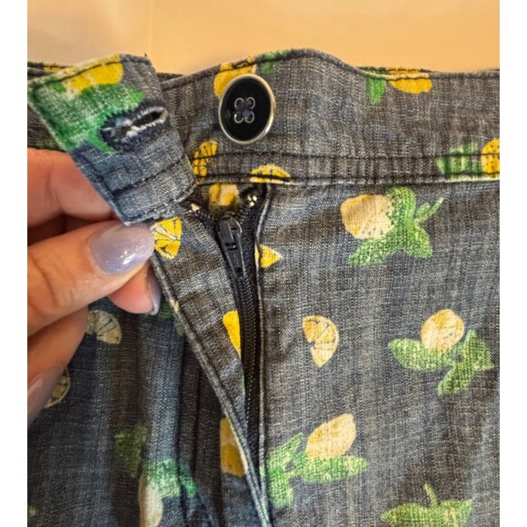 Karen Scott Women's Lemon Print Denim Skort Size 8 Blue with Yellow Lemons - Picture 5 of 10